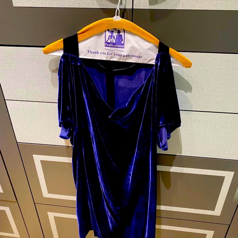 Teenflo size 6 velvet dress.